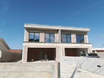 House 3 Bedrooms in Gafanha da Nazaré