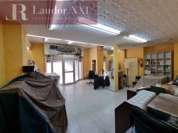 Commercial premises in La Creu de Barberà - Avinguda - Eixample