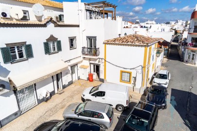 Casa Tipica Algarvia renovada centro de Alvor