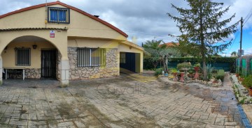 House 5 Bedrooms in Carranque