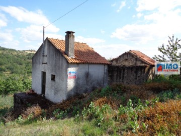 Casas rústicas  en Teixoso e Sarzedo