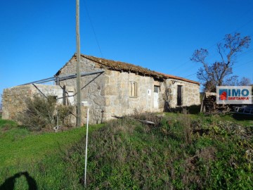 Country homes  in Ferro