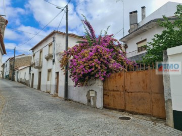 Moradia 4 Quartos em Escalos de Cima e Lousa