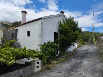 Casa o chalet 3 Habitaciones en Cantar-Galo e Vila do Carvalho