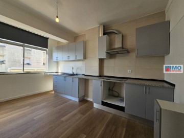 Apartment 2 Bedrooms in Castelo Branco