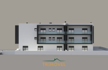 Apartment 3 Bedrooms in Nogueira do Cravo e Pindelo