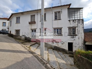 House 5 Bedrooms in Madeirã