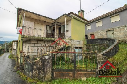 House 4 Bedrooms in Sul