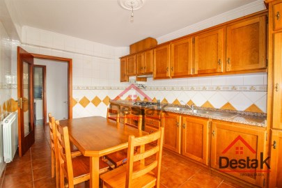 Appartement 3 Chambres à São Pedro do Sul, Várzea e Baiões