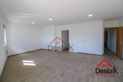 Piso 3 Habitaciones en São Félix