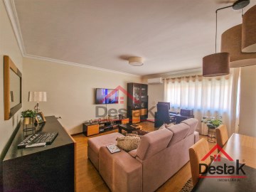 Apartment 2 Bedrooms in São João da Pesqueira e Várzea de Trevões