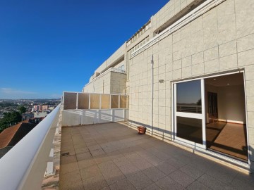 Piso 3 Habitaciones en Gondomar (São Cosme), Valbom e Jovim