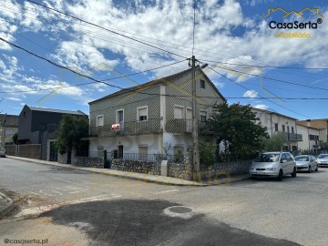 Maison 4 Chambres à Figueira de Castelo Rodrigo