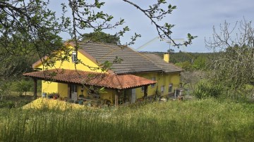 Quintas e casas rústicas 3 Quartos em Cernache do Bonjardim, Nesperal e Palhais