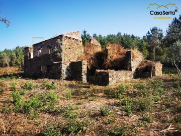 Quintas e casas rústicas  em Sertã