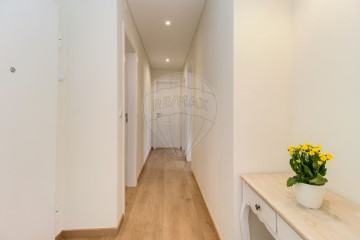 Apartamento 2 Quartos em Falagueira-Venda Nova