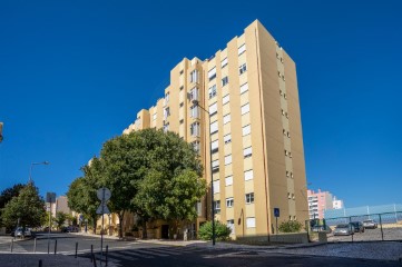 Piso 2 Habitaciones en Lumiar