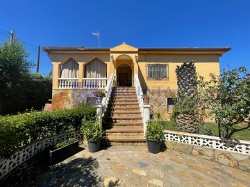 Maison 6 Chambres à Casar de Cáceres