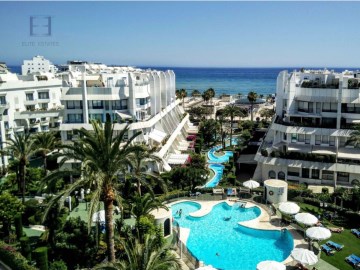 Penthouse 4 Quartos em Marbella Pueblo