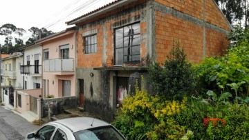 Moradia 3 Quartos em Sandim, Olival, Lever e Crestuma