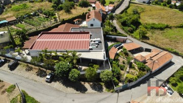 Quintas e casas rústicas 10 Quartos em São Miguel do Souto e Mosteirô
