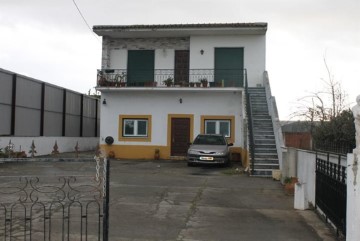 House 6 Bedrooms in Golegã