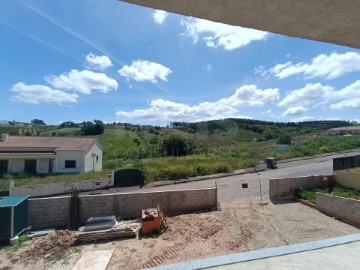 House 3 Bedrooms in Painho e Figueiros