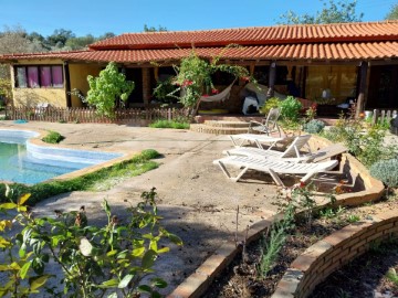 Maison 2 Chambres à Boliqueime