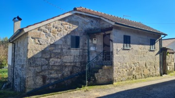 Moradia 3 Quartos em Carvalhais e Candal