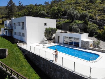 House 8 Bedrooms in Alvados e Alcaria