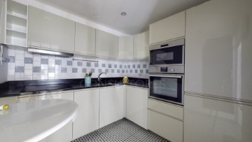 Apartamento 2 Quartos em Santa Maria Maior