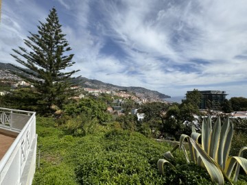 Apartamento 3 Quartos em Funchal (São Pedro)