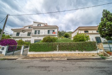 Casa o chalet 4 Habitaciones en Arranhó