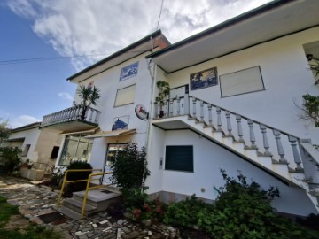 House 7 Bedrooms in Carapinha