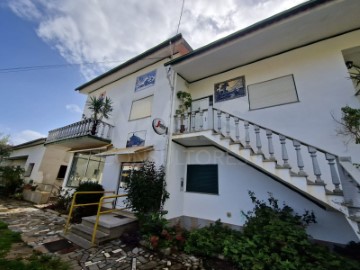 Maison 7 Chambres à Carapinha