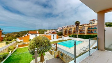 House 3 Bedrooms in Carvoeira