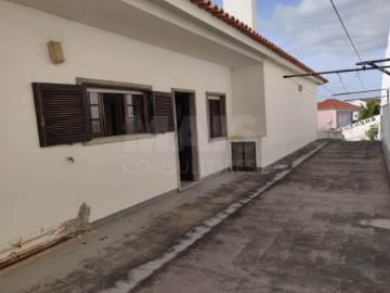 Maison 5 Chambres à União Freguesias Santa Maria, São Pedro e Matacães