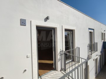 Apartamento 2 Quartos em Caparica e Trafaria