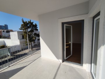 Apartment 2 Bedrooms in Caparica e Trafaria