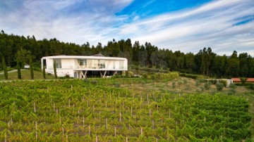 Maison 4 Chambres à Vila Cova de Alva e Anseriz