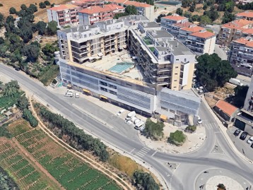 Locaux commerciaux à Póvoa de Santa Iria e Forte da Casa