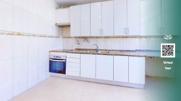 Apartamento 4 Quartos em Queluz e Belas