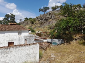 Quintas e casas rústicas 4 Quartos em Santa Maria de Marvão