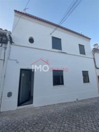 House 2 Bedrooms in Sé e São Lourenço