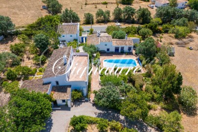 Maisons de campagne 7 Chambres à Santa Bárbara de Nexe