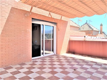 House 4 Bedrooms in Ctra Sierra - Acceso Nuevo Alhambra