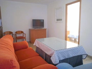 Apartment 4 Bedrooms in Zaidín