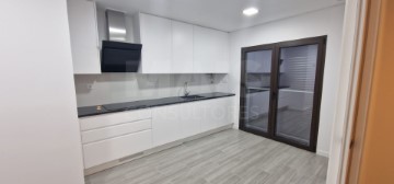 Apartment 5 Bedrooms in Montijo e Afonsoeiro