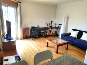 Apartment 1 Bedroom in Alvalade