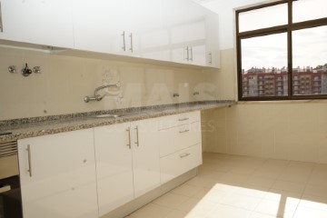 Apartment 2 Bedrooms in Rio de Mouro